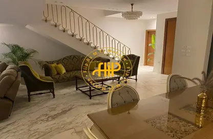 تاون هاوس - 4 غرف نوم - 3 حمامات للبيع في أو ويست - كمبوندات 6 أكتوبر - مدينة 6 أكتوبر - الجيزة