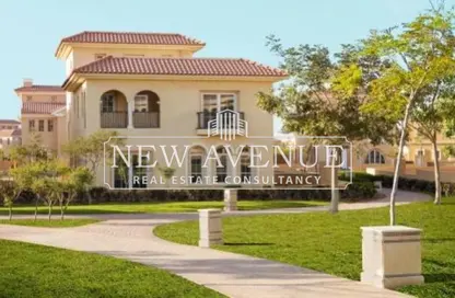 Villa - 4 Bedrooms - 5 Bathrooms for sale in The Residences - New Cairo City - Cairo