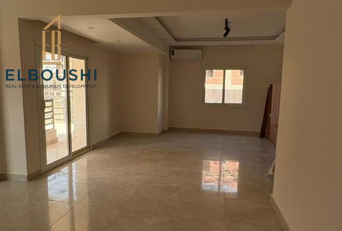 8334108 - Property Image 3