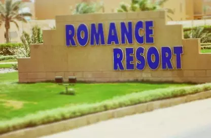 Chalet - 3 Bedrooms - 2 Bathrooms for sale in Bella Romance - Romance - Al Ain Al Sokhna - Suez