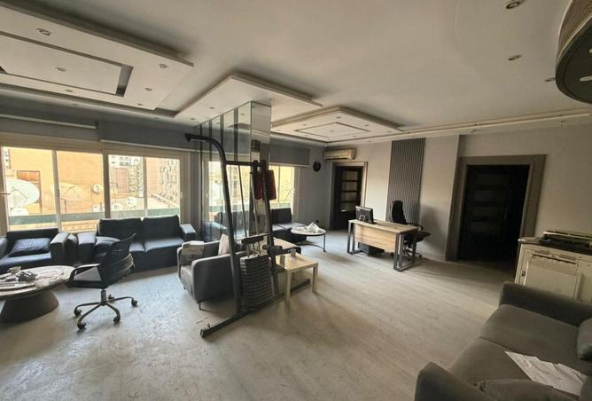 8558205 - Property Image 2