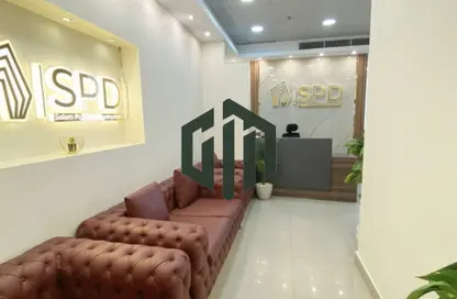 مساحات مكتبية - استوديو - 2 حمامات للايجار في شارع مجمع البنوك - شارع التسعين الجنوبي - التجمع الخامس - مدينة القاهرة الجديدة - القاهرة