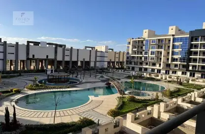 Apartment - 3 Bedrooms - 3 Bathrooms for sale in Isola - Hadayek October - 6 October City - Giza