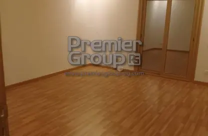 دوبلكس - 3 غرف نوم - 3 حمامات للايجار في غرب الجولف - كمبوندات القطامية - القطامية - مدينة القاهرة الجديدة - القاهرة