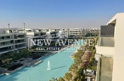 Apartment - 2 Bedrooms - 2 Bathrooms for sale in Lake View Residence - 5th Settlement Compounds - The 5th Settlement - New Cairo City - Cairo