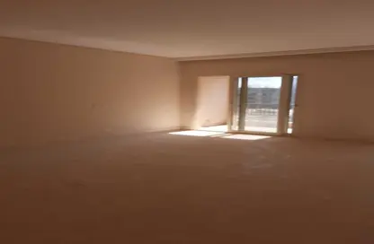 Apartment - 2 Bedrooms - 3 Bathrooms for rent in 90 Avenue - South Investors Area - New Cairo City - Cairo