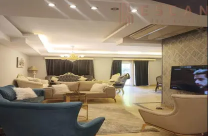 Villa - 3 Bedrooms - 3 Bathrooms for rent in Madinaty - Cairo