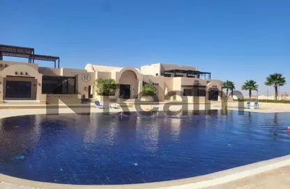 Chalet - 2 Bedrooms - 2 Bathrooms for sale in Makadi Resort - Makadi - Hurghada - Red Sea