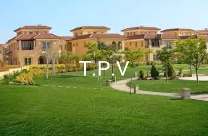 Villa - 4 Bedrooms - 5 Bathrooms for sale in Hyde Park - New Cairo City - Cairo