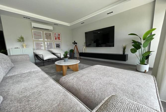 7989427 - Property Main Image