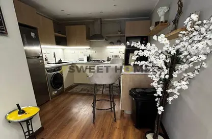 Apartment - 2 Bedrooms - 2 Bathrooms for rent in Area D - Ganoob El Acadimia - New Cairo City - Cairo