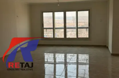 Apartment - 3 Bedrooms - 2 Bathrooms for rent in Gamal Selim St. - Al Hadiqah Al Dawliyah - 7th District - Nasr City - Cairo