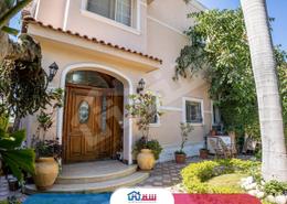 Villa - 7 bedrooms - 5 bathrooms for للبيع in Alexandria Desert Road - Moharam Bek - Hay Sharq - Alexandria
