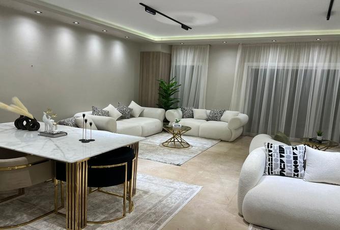7998570 - Property Main Image