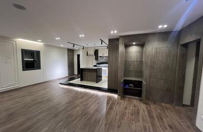 Apartment - 2 Bedrooms - 2 Bathrooms for sale in Eastown - 5th Settlement Compounds - The 5th Settlement - New Cairo City - Cairo