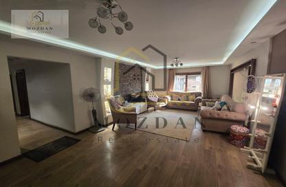 Apartment - 3 Bedrooms - 2 Bathrooms for sale in 7th Sector - Zahraa El Maadi - Hay El Maadi - Cairo