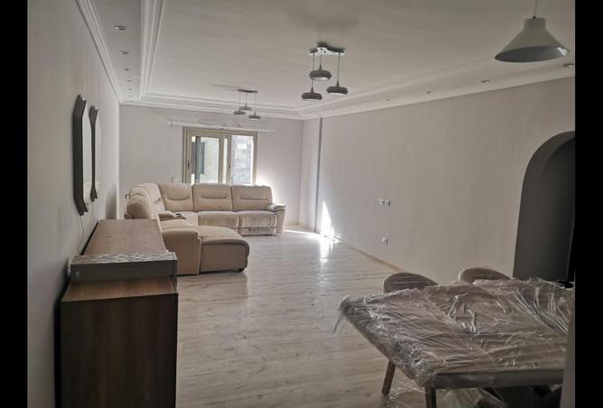 8108027 - Property Main Image