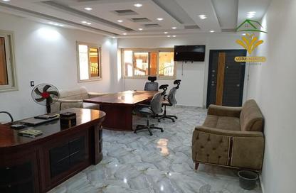 شقة - 3 غرف نوم - 2 حمامات للايجار في عمارات الاندلس - حى الاندلس - مدينة القاهرة الجديدة - القاهرة
