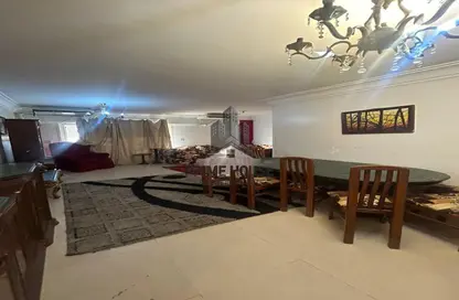 شقة - 3 غرف نوم - 2 حمامات للبيع في شارع كمال الدين صلاح - سموحة - حي شرق - الاسكندرية