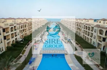 Chalet - 2 Bedrooms - 1 Bathroom for sale in Lasirena Palm Beach - Al Ain Al Sokhna - Suez