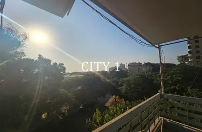 Apartment - 3 Bedrooms - 2 Bathrooms for sale in Sarayat Al Maadi - Hay El Maadi - Cairo