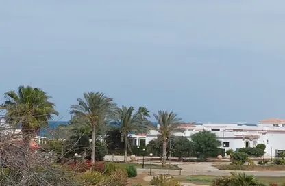 فيلا - 6 غرف نوم - 4 حمامات للبيع في غزالة باي - قسم الضبعة - الساحل الشمالي