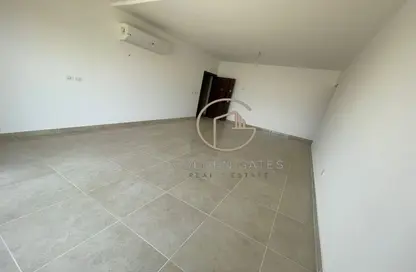 شقة - 2 غرف نوم - 2 حمامات للايجار في مون ريزيدنس - فيفث سكوير - التجمع الخامس - مدينة القاهرة الجديدة - القاهرة