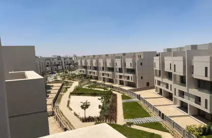 منزل مزدوج - 5 غرف نوم - 5 حمامات للبيع في كمبوند البروج - كمبوندات الشروق - مدينة الشروق - القاهرة