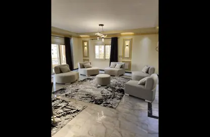 شقة - 3 غرف نوم - 2 حمامات للايجار في البنفسج 12 - البنفسج - مدينة القاهرة الجديدة - القاهرة