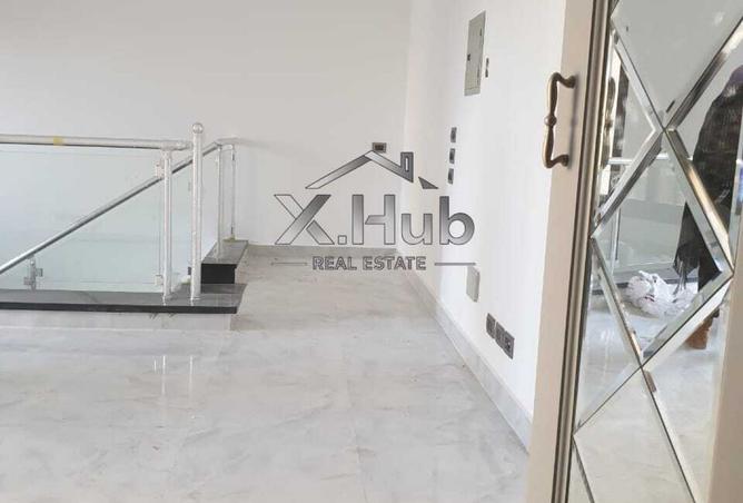 8043162 - Property Image 2