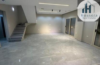 Villa - 3 Bedrooms - 4 Bathrooms for sale in Continental Residence - Sheikh Zayed Compounds - Sheikh Zayed City - Giza