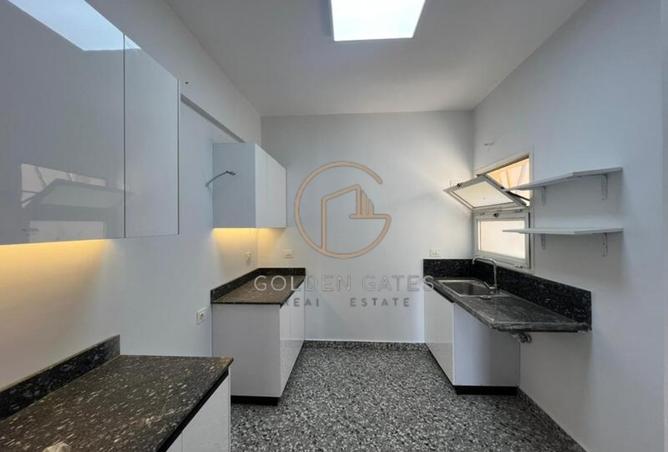 8403981 - Property Image 2