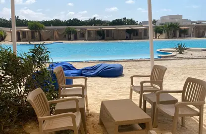 كبينه - غرفة نوم - 1 حمام للايجار في هاسييندا وايت - سيدي عبد الرحمن - الساحل الشمالي