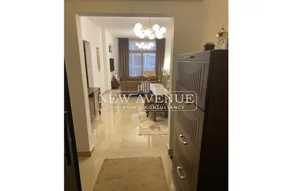 Apartment - 2 Bedrooms - 2 Bathrooms for sale in Villa Square - Fifth Square - The 5th Settlement - New Cairo City - Cairo