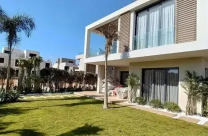 Villa - 5 Bedrooms - 5 Bathrooms for sale in Sodic East - 6th District - New Heliopolis - Cairo