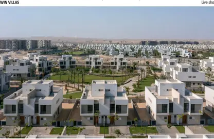 Townhouse - 3 Bedrooms - 3 Bathrooms for sale in Al Burouj Compound - El Shorouk Compounds - Shorouk City - Cairo