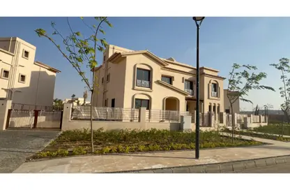 Villa - 4 Bedrooms - 5 Bathrooms for sale in Madinaty - Cairo