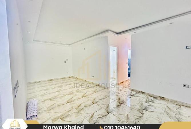8078972 - Property Image 3