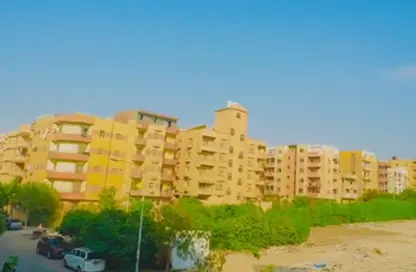 Apartment - 4 Bedrooms - 3 Bathrooms for sale in 5th District - 6 October City - Giza