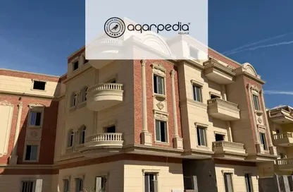 Apartment - 4 Bedrooms - 3 Bathrooms for sale in Ganoob El Acadimia - New Cairo City - Cairo