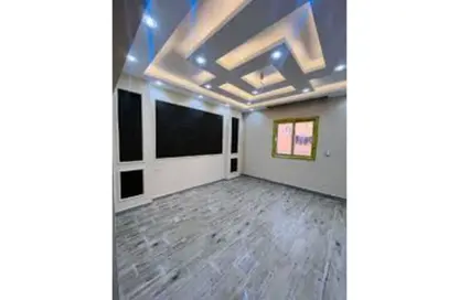 Apartment - 3 Bedrooms - 2 Bathrooms for sale in Al Mansoura - Al Daqahlya