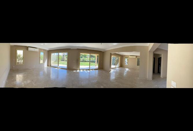 8032799 - Property Image 2