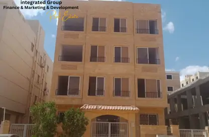 Whole Building - 6 Bedrooms - 7 Bathrooms for sale in District 300 - Northern Expansions - 6 October City - Giza