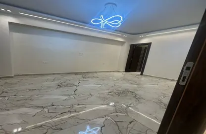 Apartment - 3 Bedrooms - 3 Bathrooms for sale in Mosadak St. - Dokki - Giza