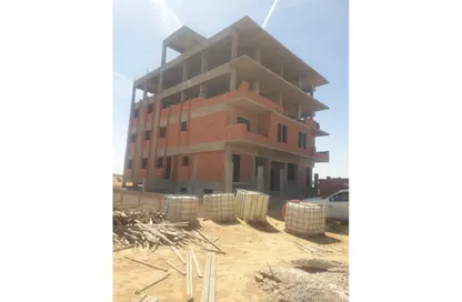 Apartment - 3 Bedrooms - 2 Bathrooms for sale in Bait Alwatan - The 5th Settlement - New Cairo City - Cairo