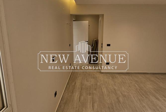 8247877 - Property Image 3