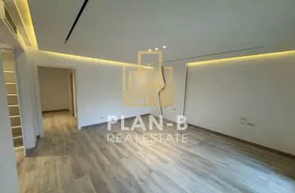 شقة - 3 غرف نوم - 3 حمامات للايجار في نيو جيزة - طريق مصر اسكندرية الصحراوي - مدينة 6 أكتوبر - الجيزة