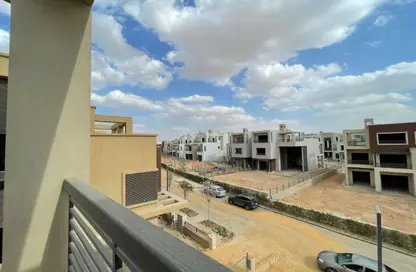 Townhouse - 4 Bedrooms - 4 Bathrooms for sale in New Giza - Cairo Alexandria Desert Road - 6 October City - Giza