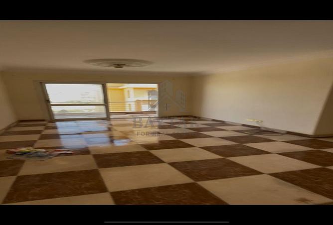 8086374 - Property Image 2