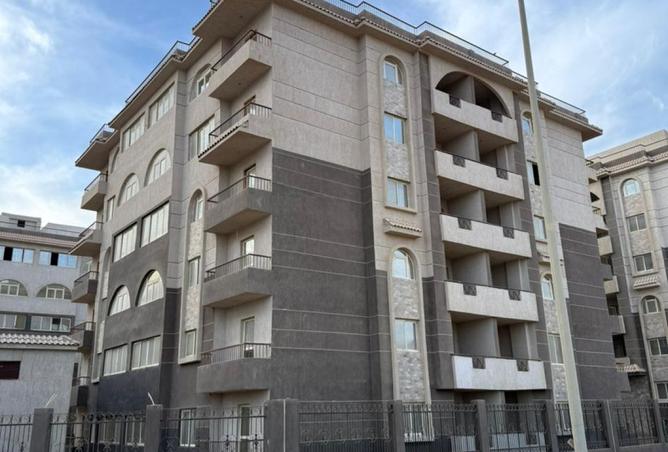 8220879 - Property Image 2